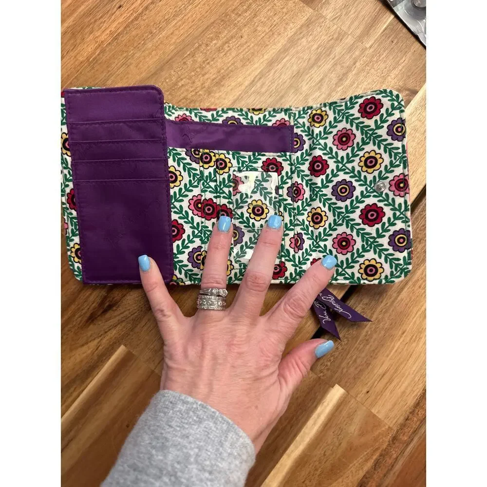 Vintage Spring 2011 Vera Bradley Euro Trifold Wallet Viva La Vera